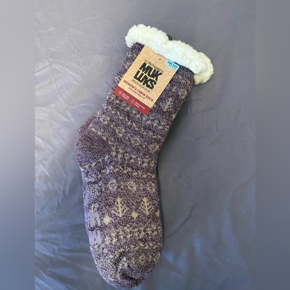 BNWT- Muk Luks Purple Knit Cabin Socks